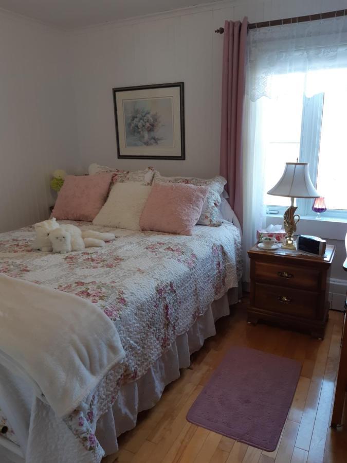 Auberge Gite Maison Des Lilas La Malbaie Exteriör bild
